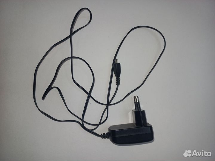 Сетевой адаптер зарядное устройство на Alсatel