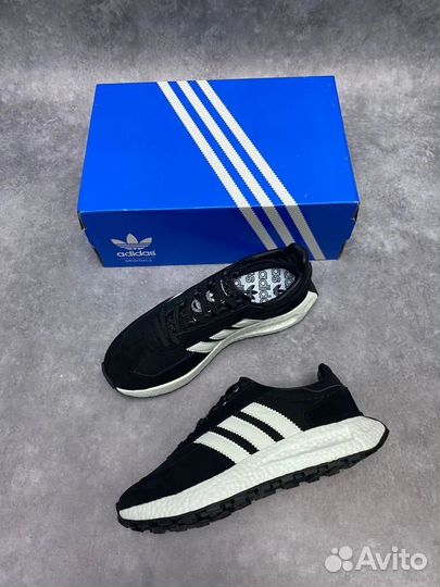 Кроссовки мужские Adidas Retropy E5