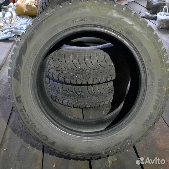 Pirelli Formula Ice 185/60 R15 90B