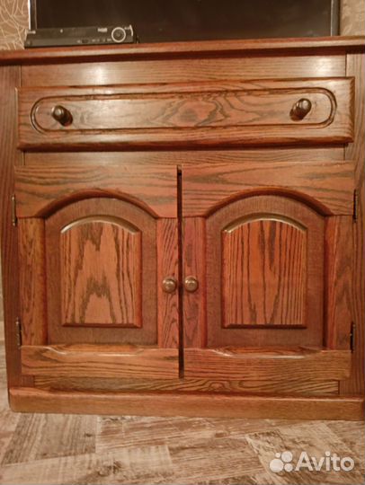 Стенка в гостиную бу, тумба