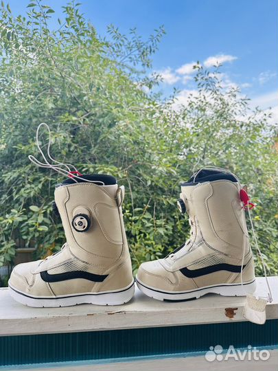 Ботинки для сноуборда vans aura 39