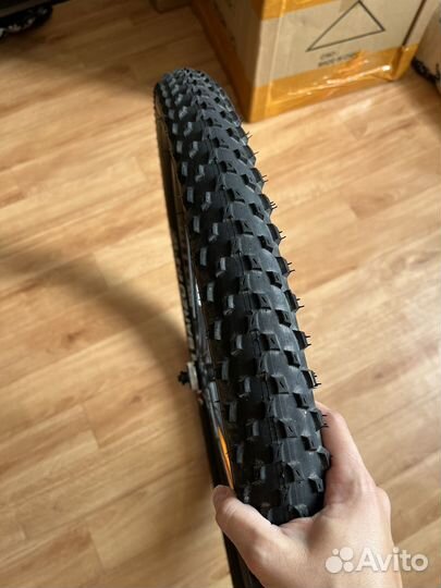 Колесо в сборе 27,5 переднее, shimano втулка