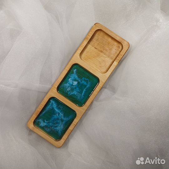 Менажница из дерева эпоксидной смолы