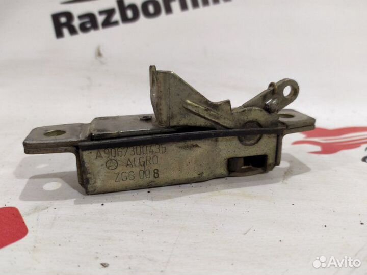 Замок боковой двери левый Mercedes Sprinter W906