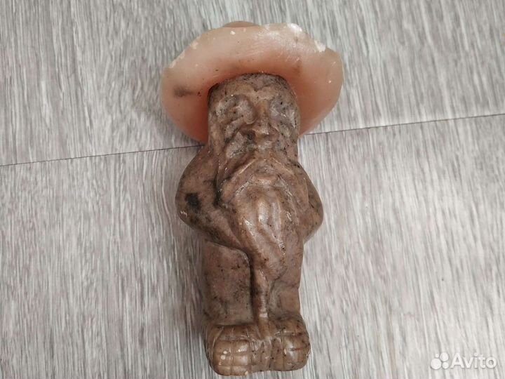 Каменный волшебный Гриб