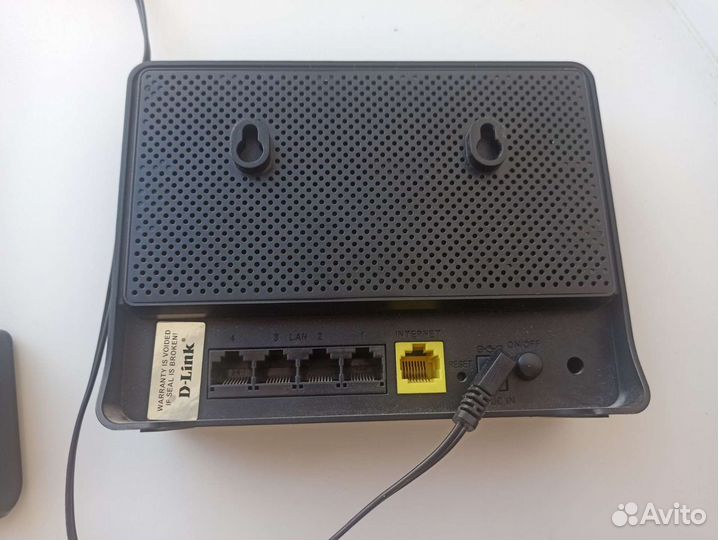 Wi-Fi роутер D-Link DIR-815