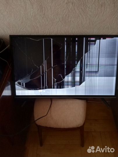 Телевизор ЖК на запчасти