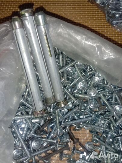 Крепеж для монтажников окон