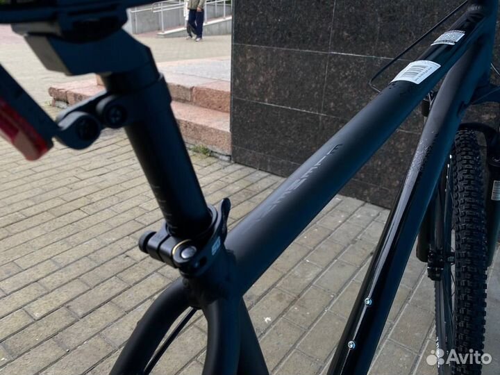 Велосипед stinger 27.5 Черный