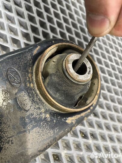 Рычаг передний левый Hyundai Solaris 2010-2017