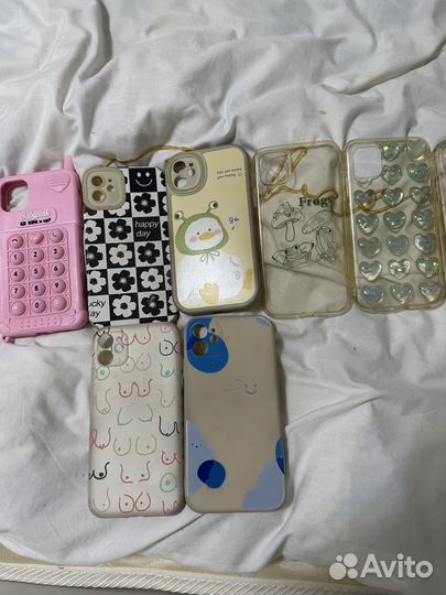 Чехлы на iPhone 11