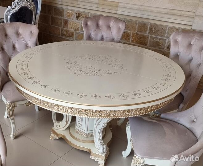 Стол круглый