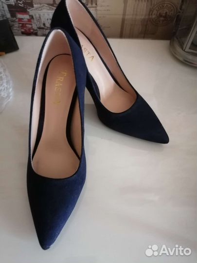 Туфли Trasta женские 36 размер замшевые