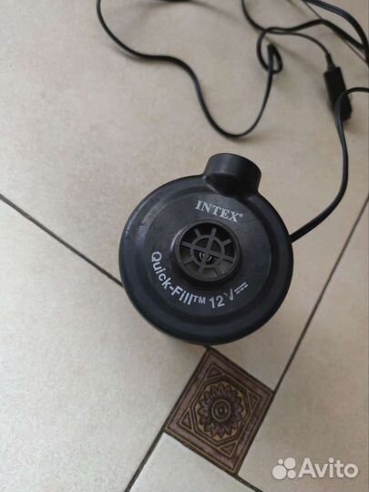 Насос для надувного матраса автомобильный