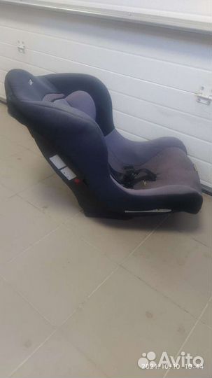 Детское автомобильное кресло