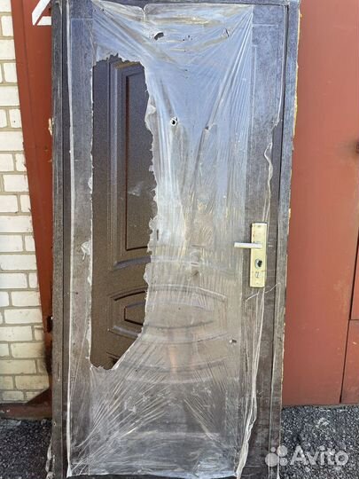 Дверь металлическая входная от застройщика