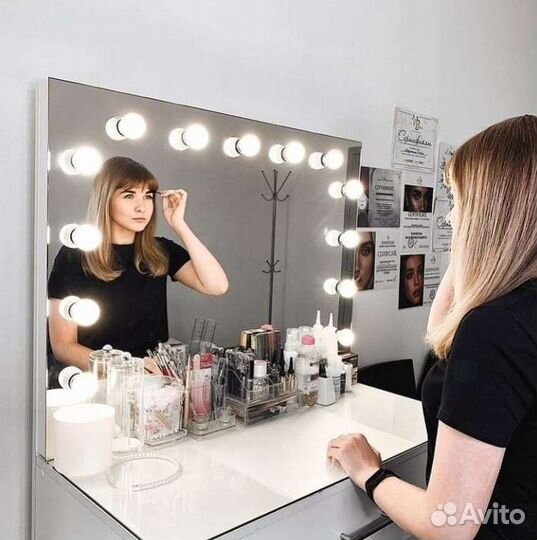 Гримерное зеркало + стол