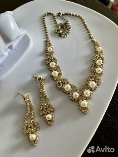 Набор украшений колье и серьги