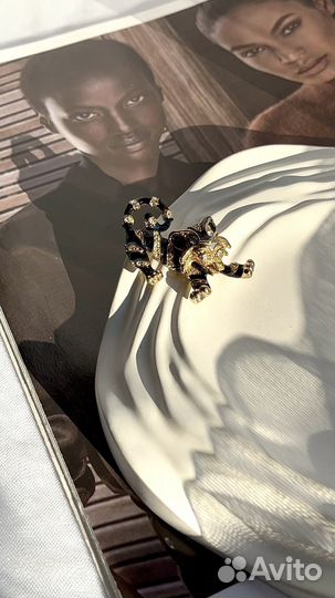 Винтажная брошь 