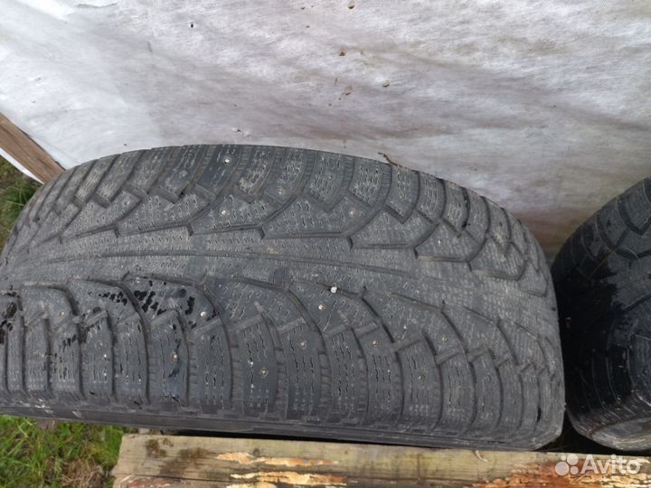 Резина 4 шины, цена за все, можно по 1 шт