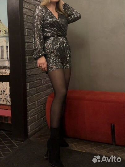 Комбинезон с пайетками