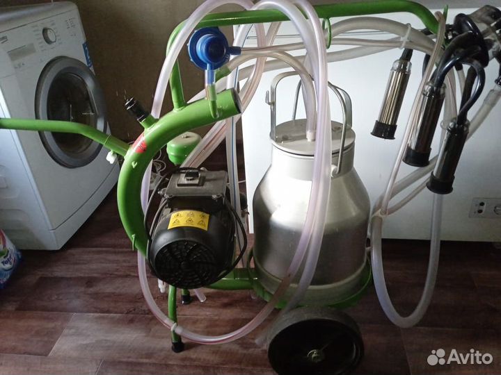 Доильный аппарат для коров новый