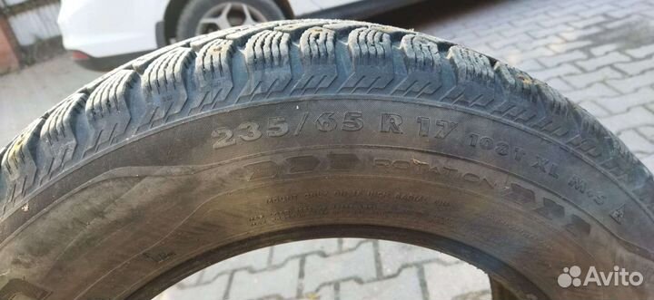 Nokian Tyres Hakkapeliitta 1 235/65 R17
