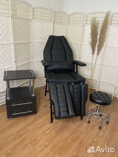 Кресло педикюрное новое мастерам в салон