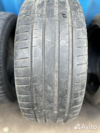 Michelin Pilot Sport 4 255/45 R19 104Y