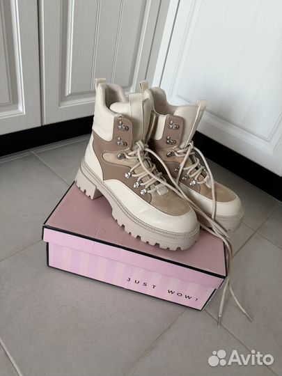 Ботинки женские