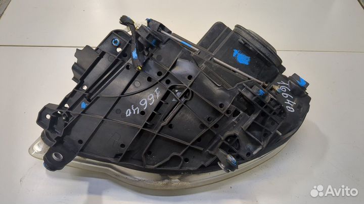 Фара (передняя) Volkswagen Touareg, 2008