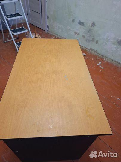 Офисная мебель бу столы