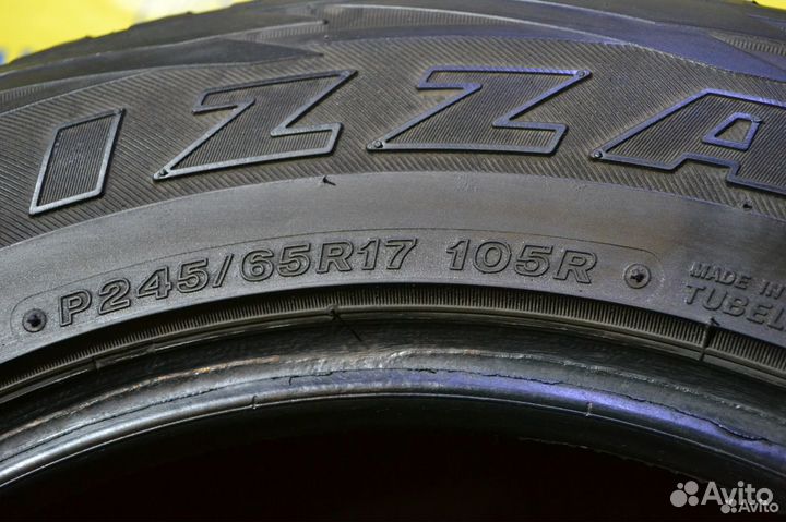 Bridgestone Blizzak DM-V1 245/65 R17