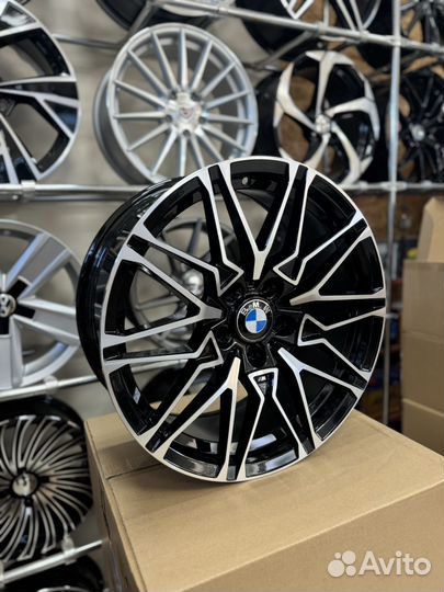 18/5/120 818 M-style на BMW 3 F30 BMW 4 F32 BMW 5