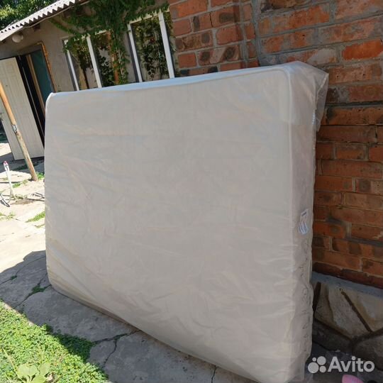 Матрас 140х200 бу