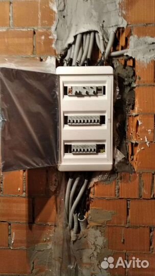 Услуги Электрика, Замена электропроводки