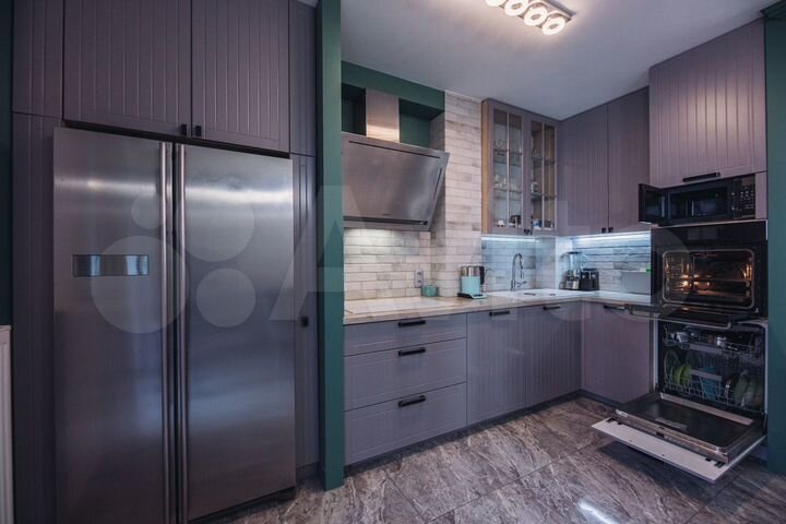 3-к. квартира, 110 м², 3/3 эт.