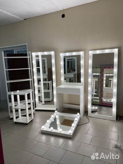 Гримерное зеркало от производителя