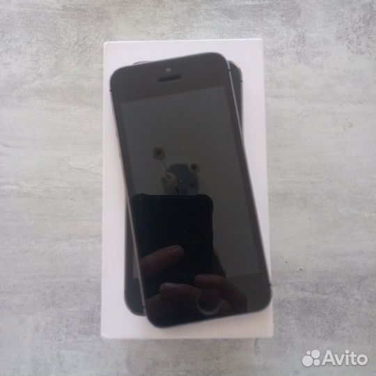 iPhone 5S, 16 ГБ
