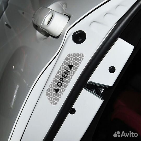 Наклейки для авто светоотражающие