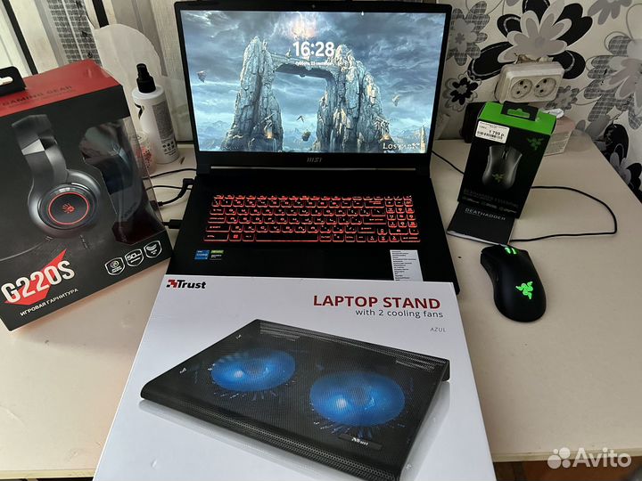 Ноутбук MSI gf76 katana