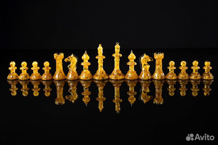 Янтарные шахматы. Фигуры из Янтаря. Янтарь. CF001