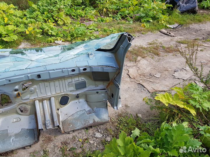 Четверть передняя правая Peugeot Partner 2006