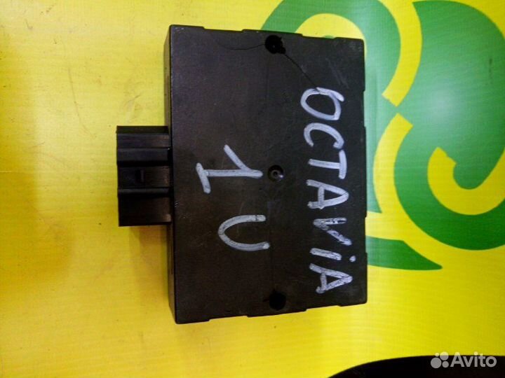 Блок комфорта Skoda Octavia Tour лифтбек 1.8 AGU