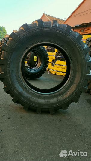 Шины на спецтехнику (29,5/28/80/16,9 14 PR)