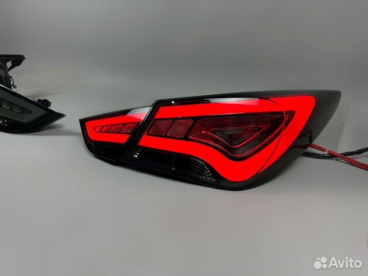 Стопы Hyundai Sonata (YF) 10-13г Дымчатые R2271