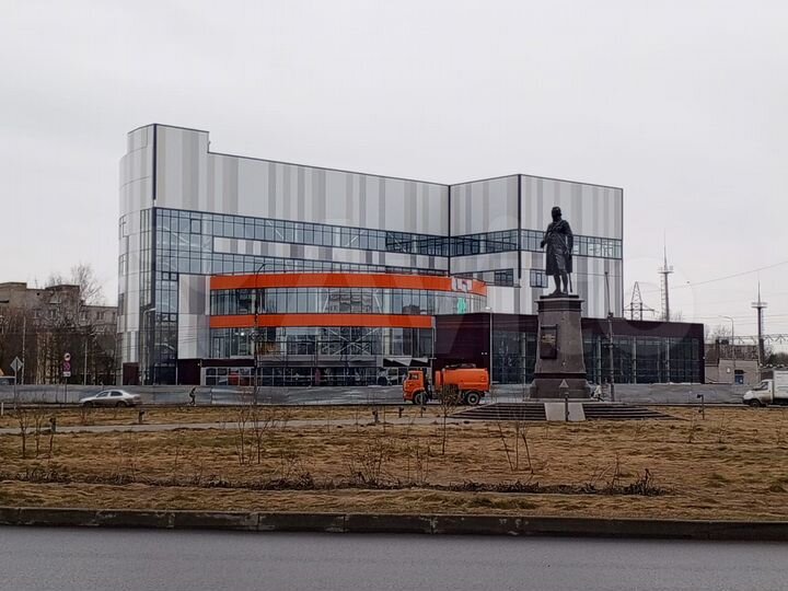 Аренда в новом трц - 134.4 м²