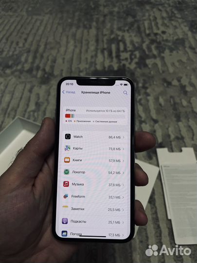 Телефон iPhone X 64Gb White