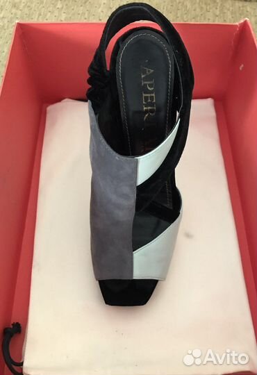 Босоножки Туфли Aperlai