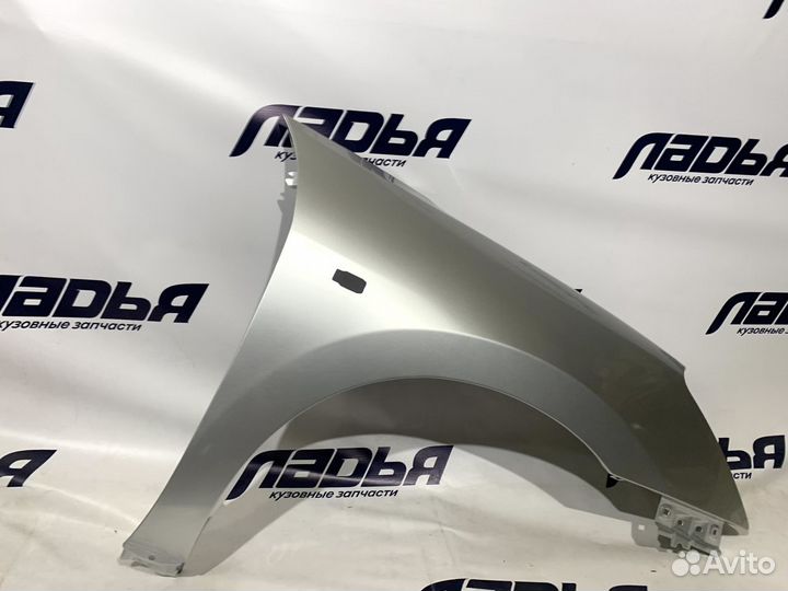 Крыло Nissan Almera (13) G15 правое Platine ZBD